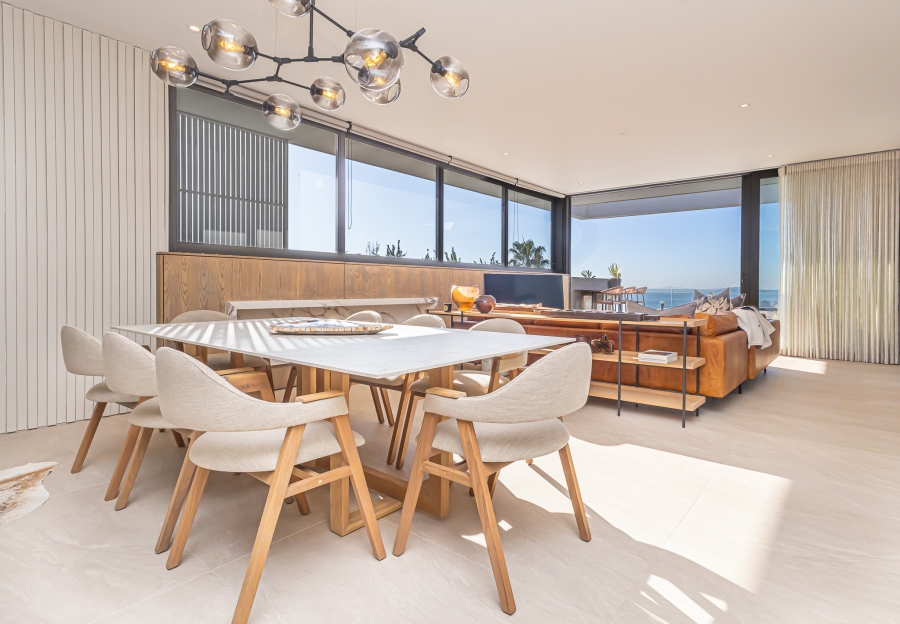 To Let 4 Bedroom Property for Rent in Fresnaye Western Cape